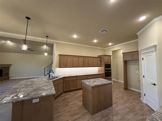 15971 Munson Court, Skiatook, OK 74070