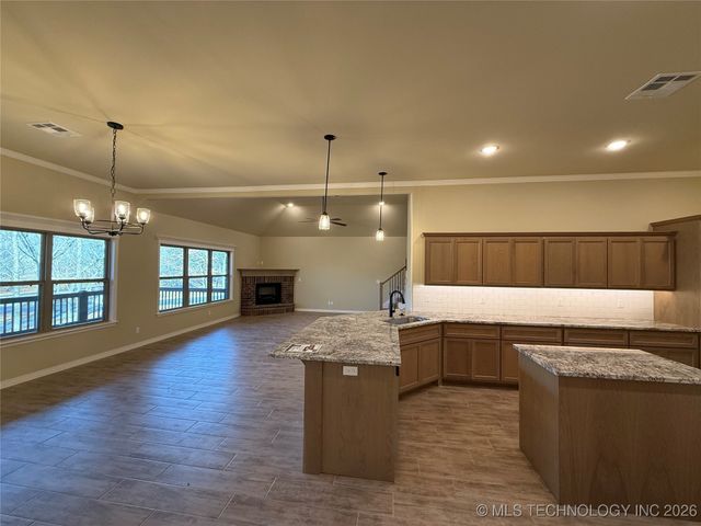 15971 Munson Court, Skiatook, OK 74070