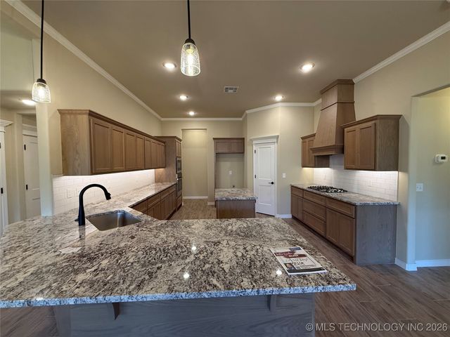 15971 Munson Court, Skiatook, OK 74070