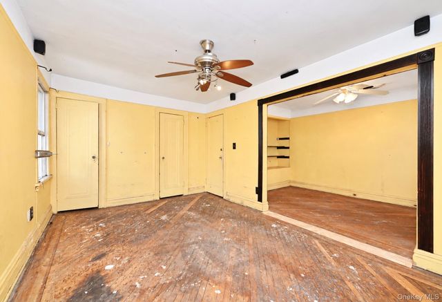 19920 115th Avenue, Saint Albans, NY 11412