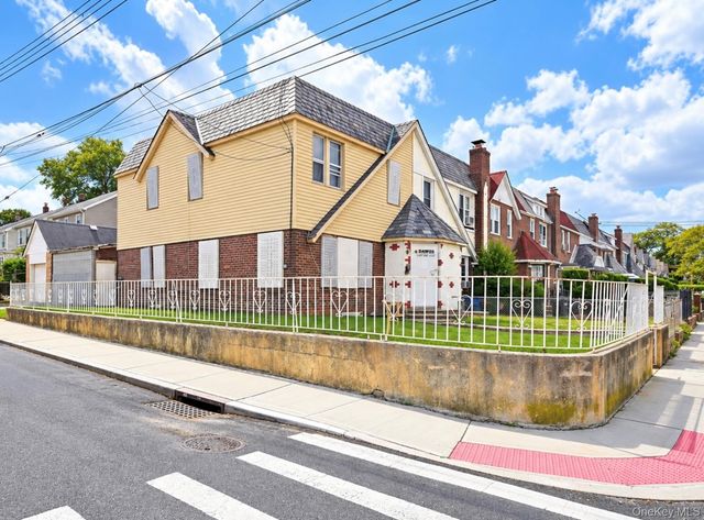 19920 115th Avenue, Saint Albans, NY 11412