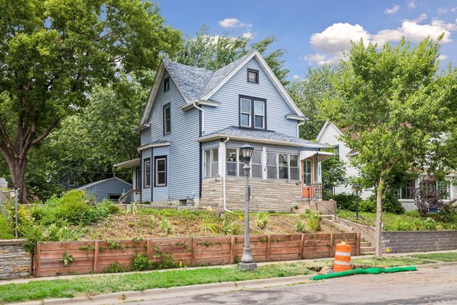1037 Kent Street, Saint Paul, MN 55117