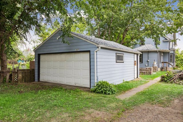 1037 Kent Street, Saint Paul, MN 55117
