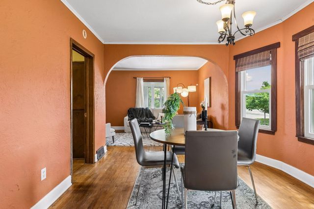1037 Kent Street, Saint Paul, MN 55117