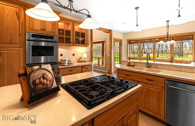 624 Rocking Horse Drive, Bozeman, MT 59718