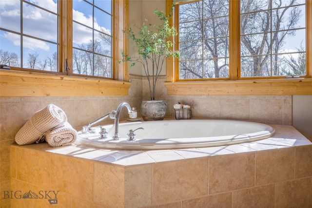 624 Rocking Horse Drive, Bozeman, MT 59718