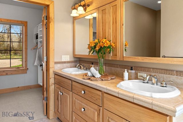 624 Rocking Horse Drive, Bozeman, MT 59718