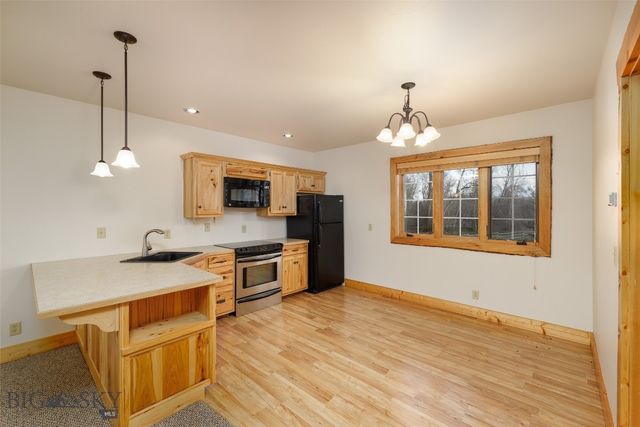 624 Rocking Horse Drive, Bozeman, MT 59718