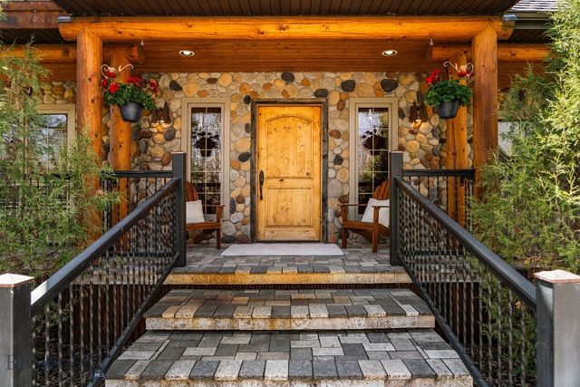 624 Rocking Horse Drive, Bozeman, MT 59718