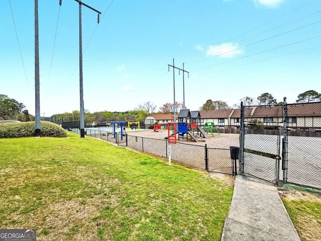 1831 Ashborough Court B, Marietta, GA 30067