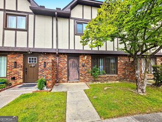 1831 Ashborough Court B, Marietta, GA 30067