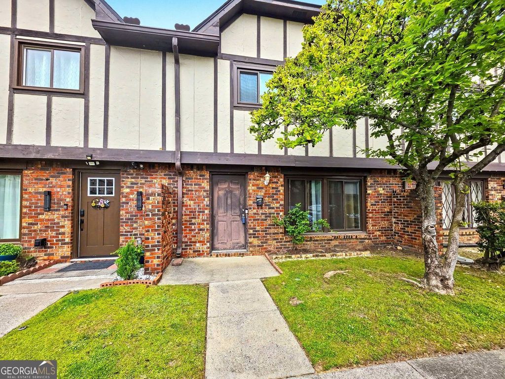 1831 Ashborough Court B, Marietta, GA 30067