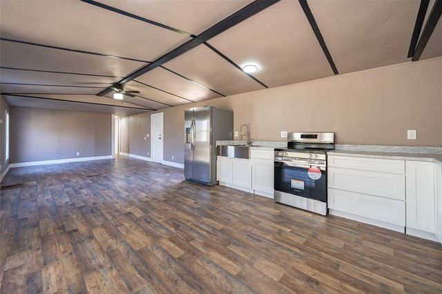 101 CAROLINE AVENUE, Lady Lake, FL 32159