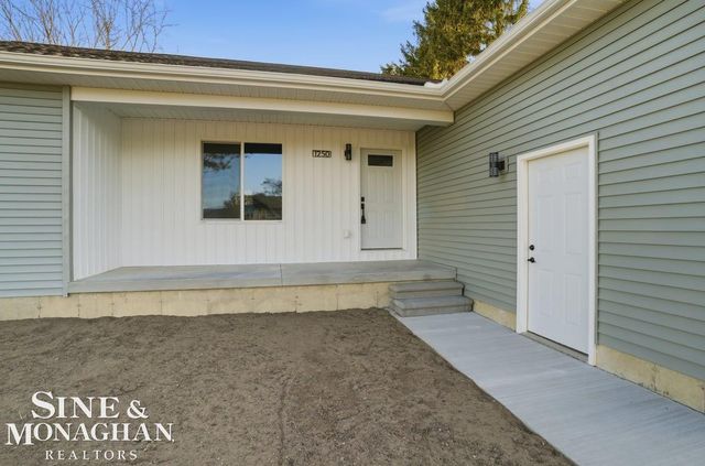 1250 18th Street, Marysville, MI 48040