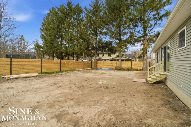 1250 18th Street, Marysville, MI 48040