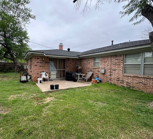 837 Marlene Drive, Everman, TX 76140