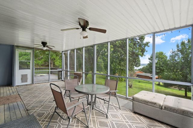 27111 White Tail Road, Shell Knob, MO 65747
