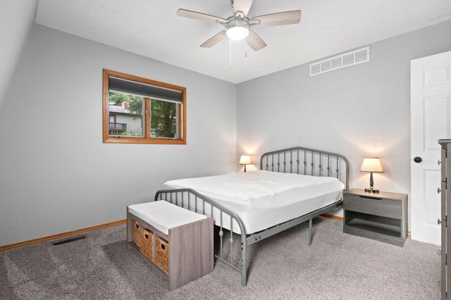 27111 White Tail Road, Shell Knob, MO 65747