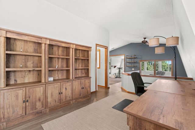 27111 White Tail Road, Shell Knob, MO 65747