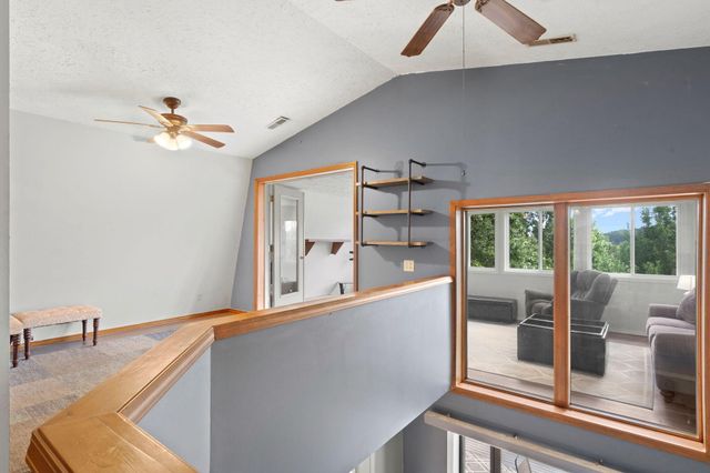 27111 White Tail Road, Shell Knob, MO 65747