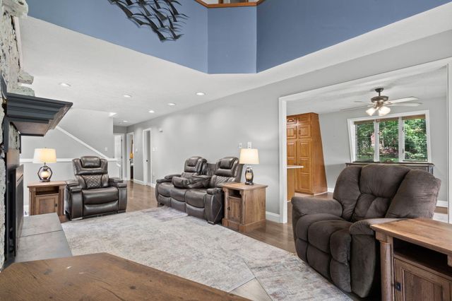 27111 White Tail Road, Shell Knob, MO 65747