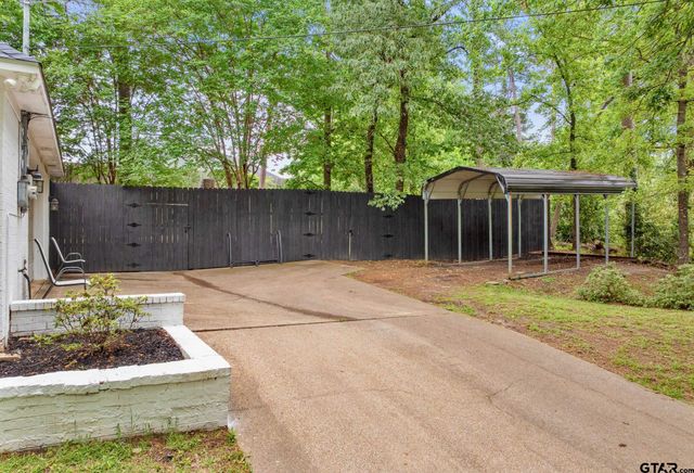 6620 Rollins, Tyler, TX 75703