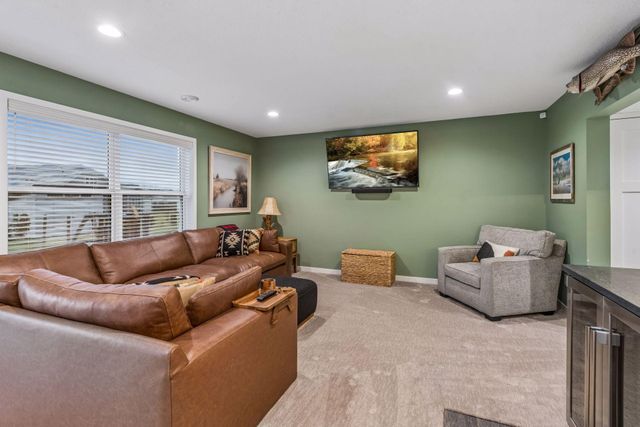 1874 Spring Creek Drive, Carver, MN 55315