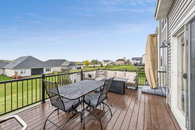 1874 Spring Creek Drive, Carver, MN 55315