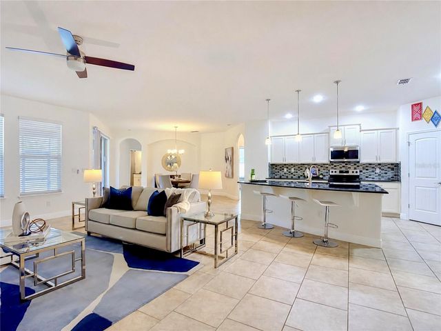 428 PALASTRO AVENUE, Auburndale, FL 33823