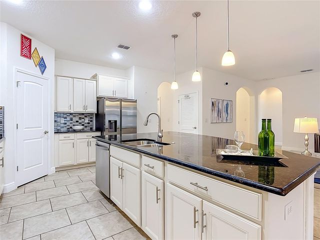 428 PALASTRO AVENUE, Auburndale, FL 33823