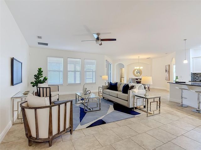 428 PALASTRO AVENUE, Auburndale, FL 33823