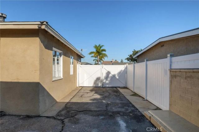 2432 W 237th Place, Torrance, CA 90501