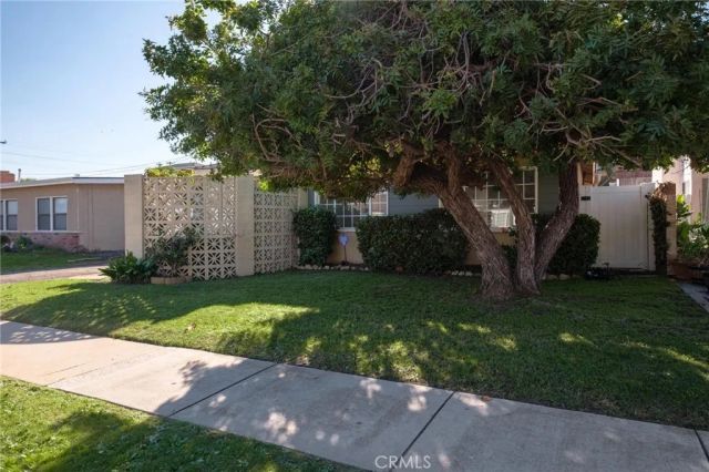 2432 W 237th Place, Torrance, CA 90501
