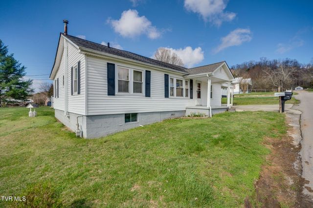 102 Brewer Street, Rogersville, TN 37857