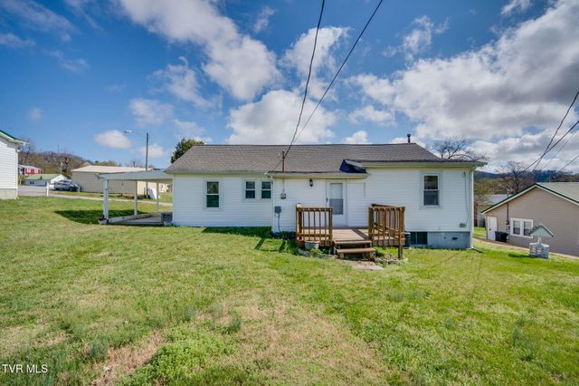 102 Brewer Street, Rogersville, TN 37857