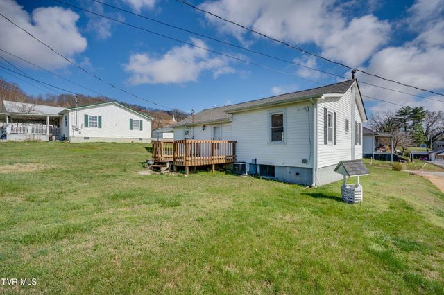 102 Brewer Street, Rogersville, TN 37857