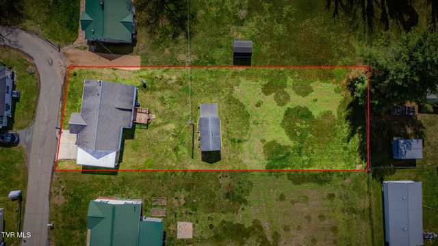 102 Brewer Street, Rogersville, TN 37857