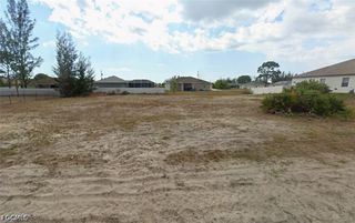 1902 NW 21st PL, Cape Coral, FL 33993