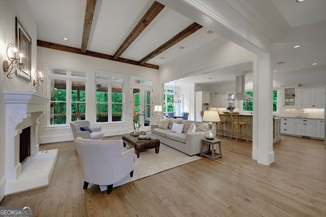 212 Shadowlawn Road SE, Marietta, GA 30067