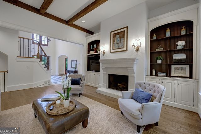 212 Shadowlawn Road SE, Marietta, GA 30067