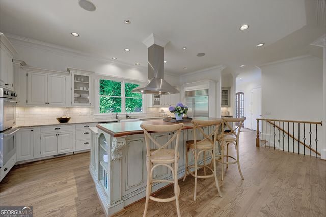 212 Shadowlawn Road SE, Marietta, GA 30067