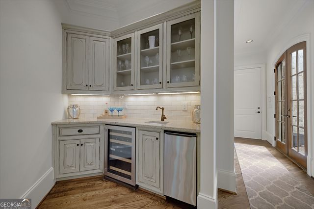 212 Shadowlawn Road SE, Marietta, GA 30067