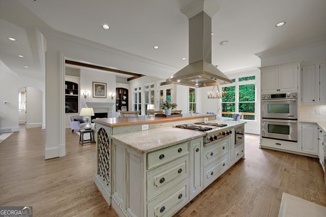 212 Shadowlawn Road SE, Marietta, GA 30067