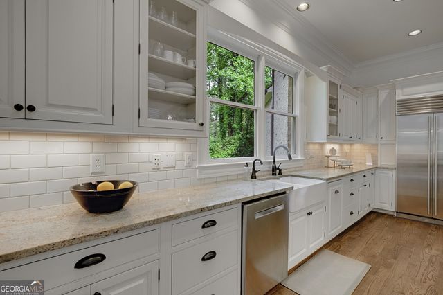 212 Shadowlawn Road SE, Marietta, GA 30067