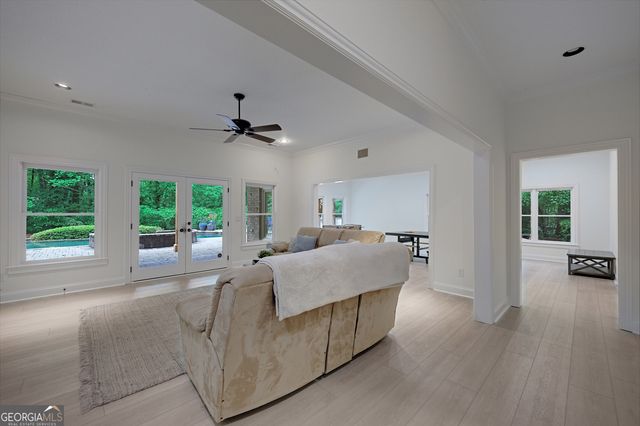 212 Shadowlawn Road SE, Marietta, GA 30067