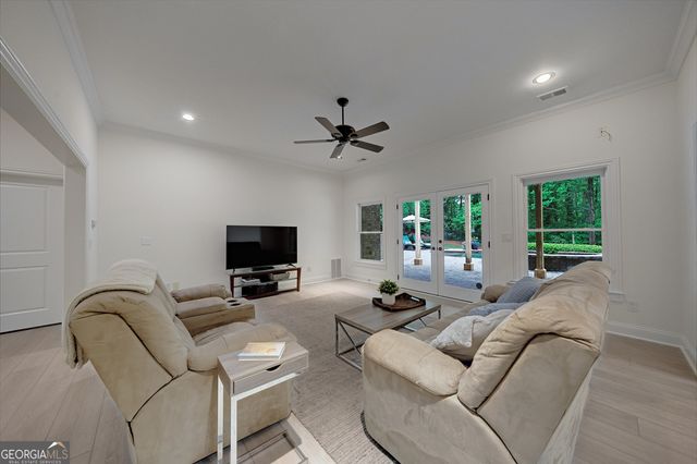 212 Shadowlawn Road SE, Marietta, GA 30067