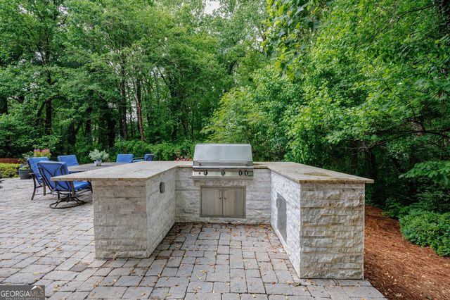 212 Shadowlawn Road SE, Marietta, GA 30067