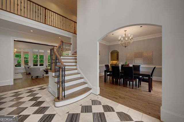 212 Shadowlawn Road SE, Marietta, GA 30067