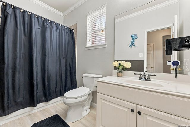 402 ASTER TRL, San Antonio, TX 78256