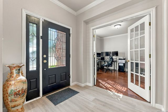 402 ASTER TRL, San Antonio, TX 78256